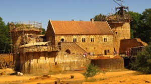 Chateau-de-Guedelon-1